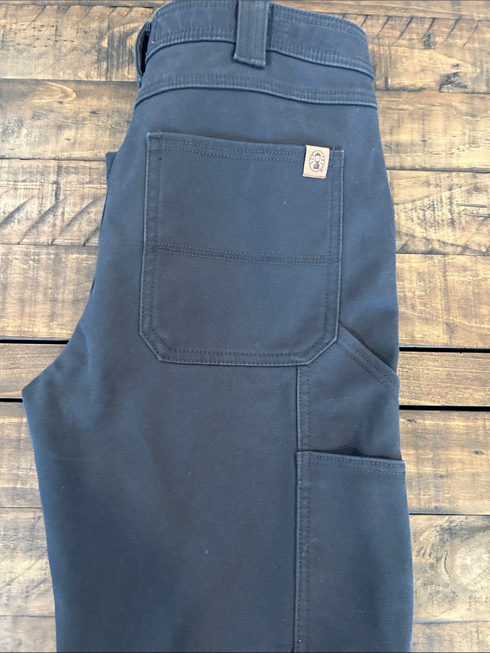 Coleman 34x32 Navy Cargo Pants with Red Plaid Lining - Picture 3 of 6